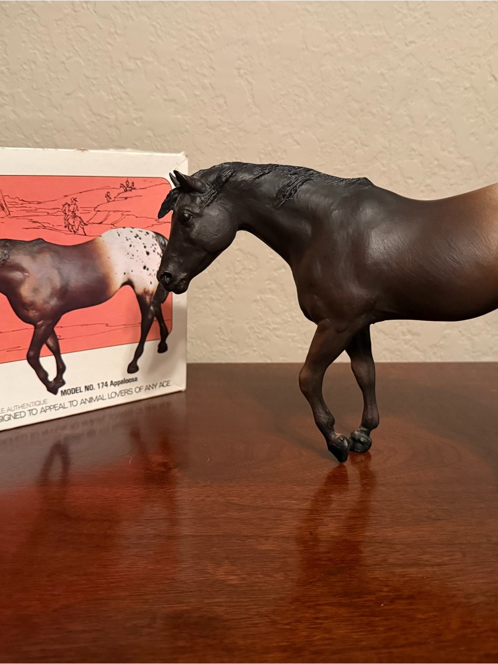 Breyer Matte Brown Horse Figurine Decorative Sculpture